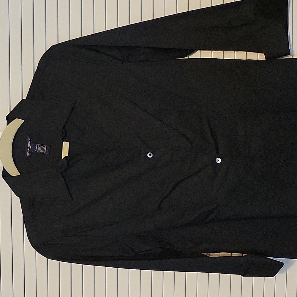 Banana Republic black stretch cotton blouse. Size L